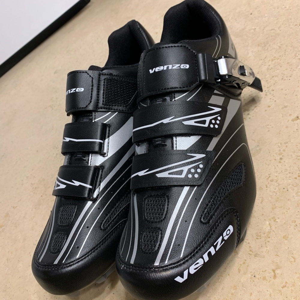 New men’s venzo mountain bike shoes 🚵‍♀️
